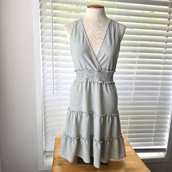 American Eagle Outfitters green and white stripe dress - Picture 1 of 7